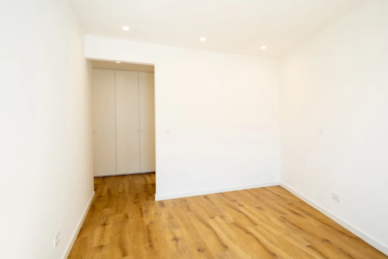 Apartamento T2 para Venda em Nazare Foto 27