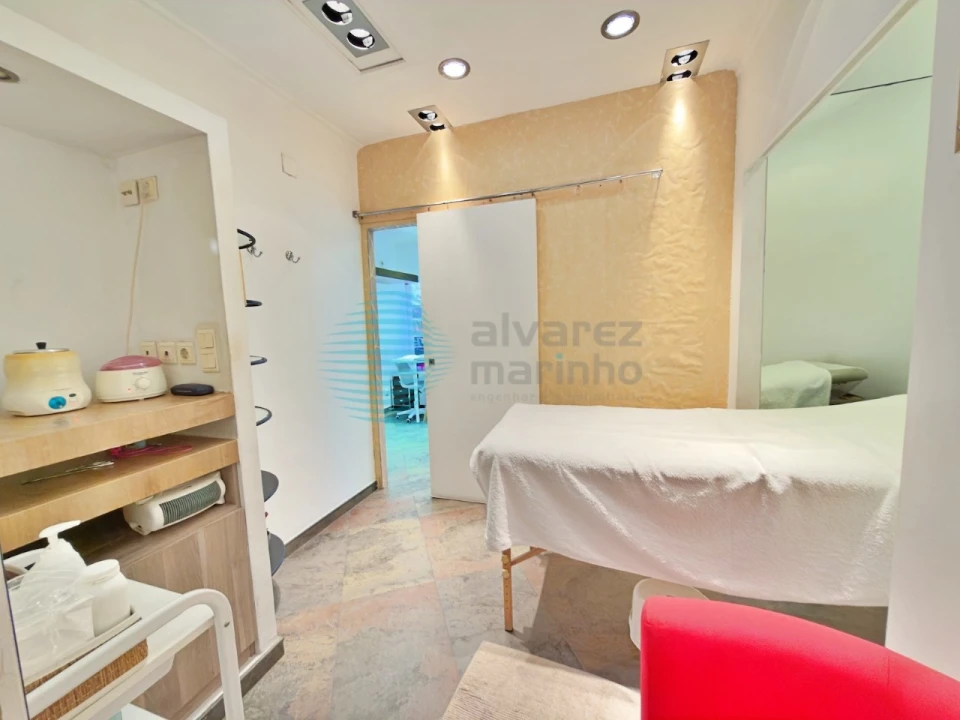 Loja para Arrendamento em Avenidas Novas Foto 7