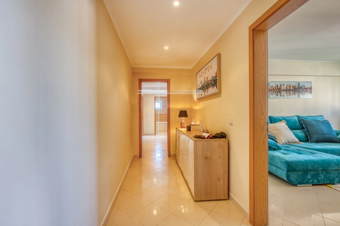 Apartamento T3 para Venda em Corroios Foto 13