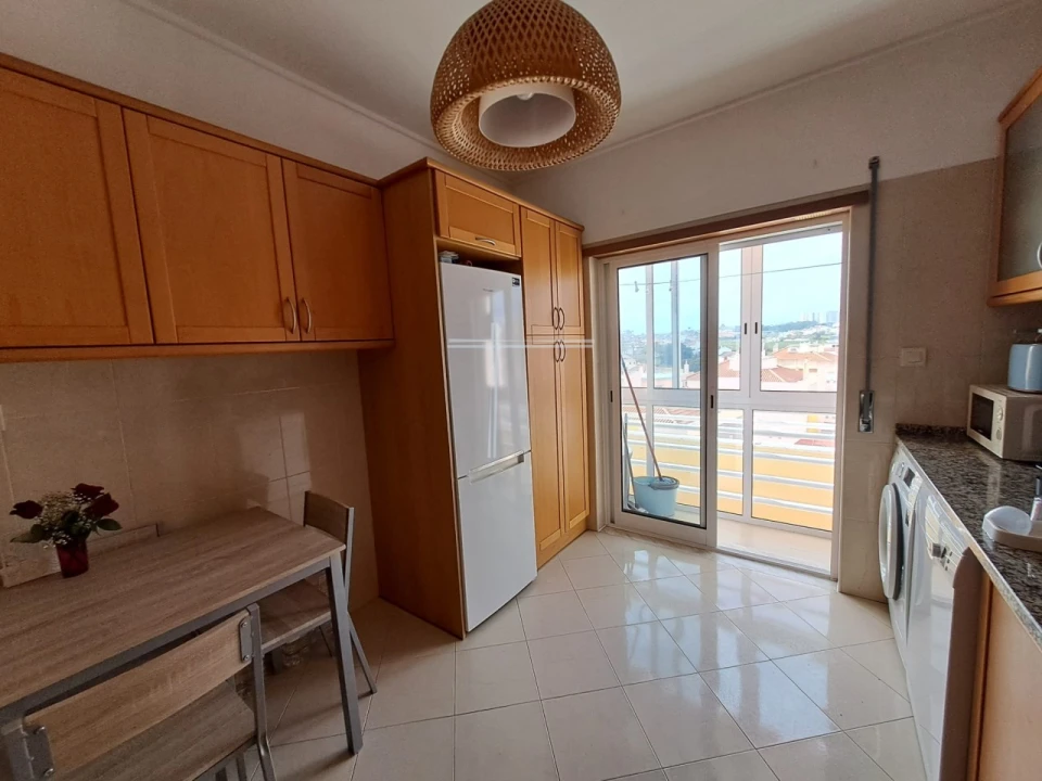 Apartamento T3 para Venda em Corroios Foto 10