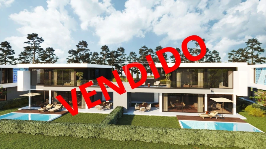 Moradia T3 para Venda em Charneca de Caparica e Sobreda