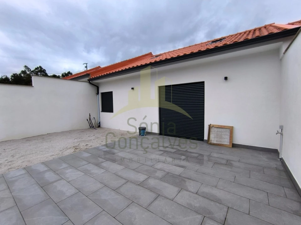 Moradia T3 para Venda em Fontão Foto 18