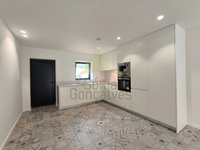 Moradia T3 para Venda em Fontão Foto 2