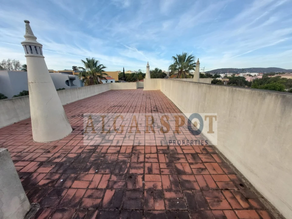 Moradia T5 para Venda em Almancil Foto 30