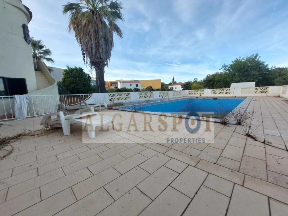 Moradia T5 para Venda em Almancil Foto 10
