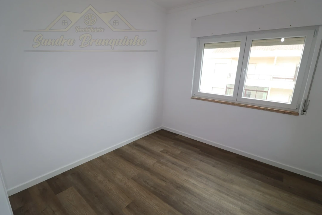 Apartamento T2 para Venda em Silveira Foto 2