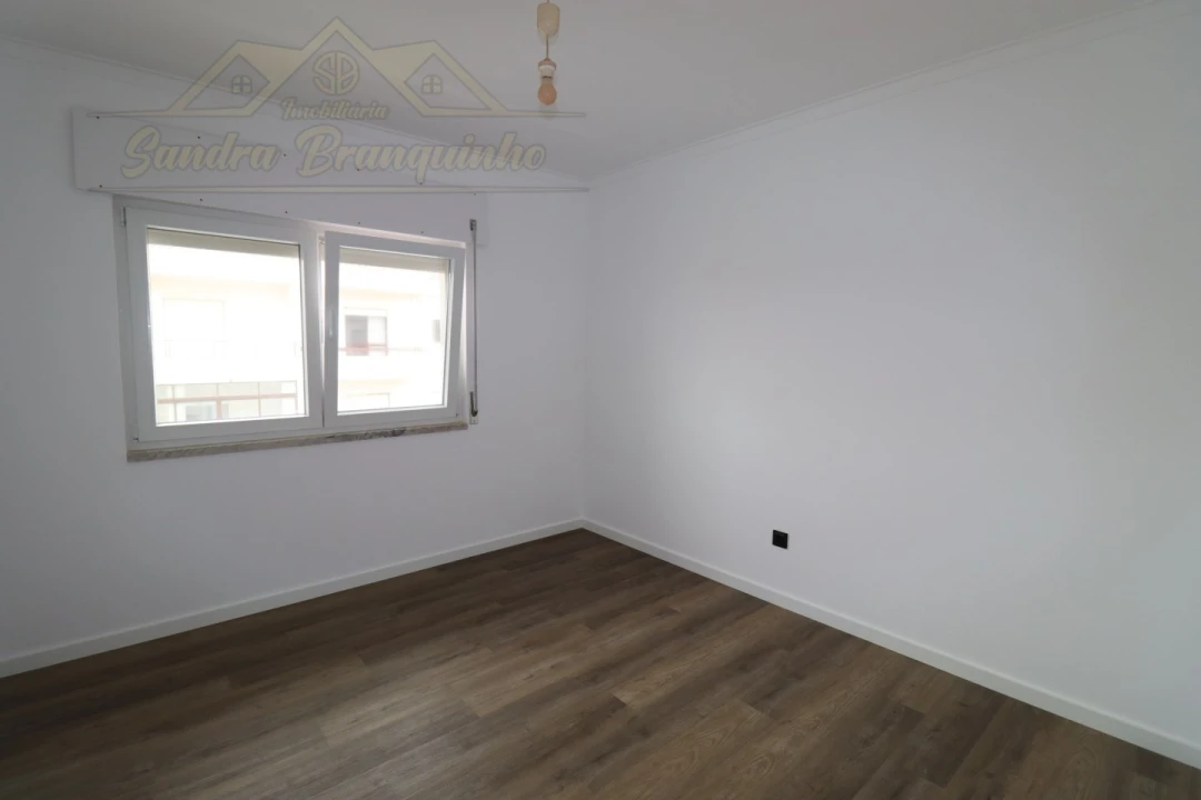 Apartamento T2 para Venda em Silveira Foto 9