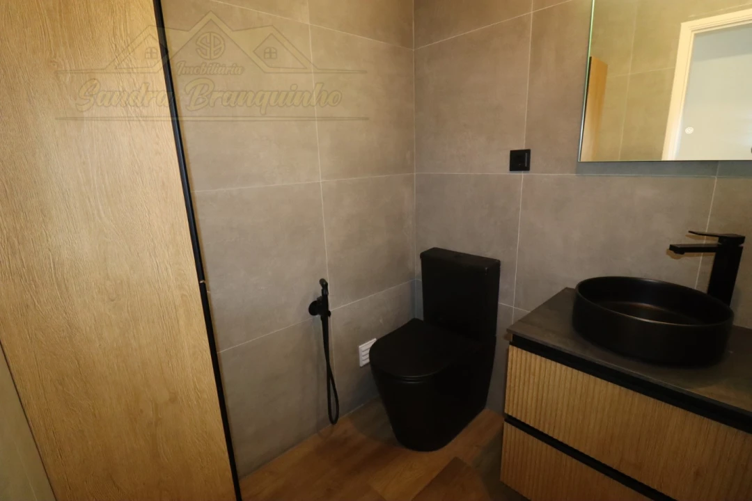 Apartamento T2 para Venda em Silveira Foto 22