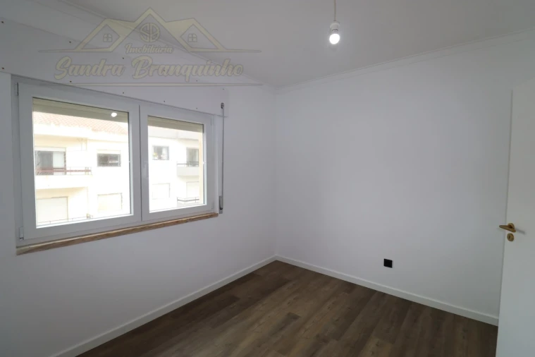 Apartamento T2 para Venda em Silveira Foto 3