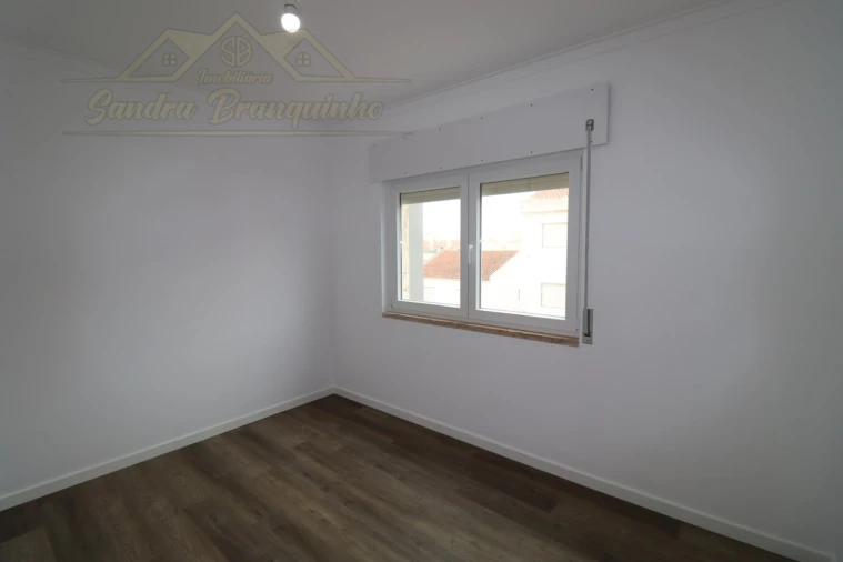 Apartamento T2 para Venda em Silveira Foto 6