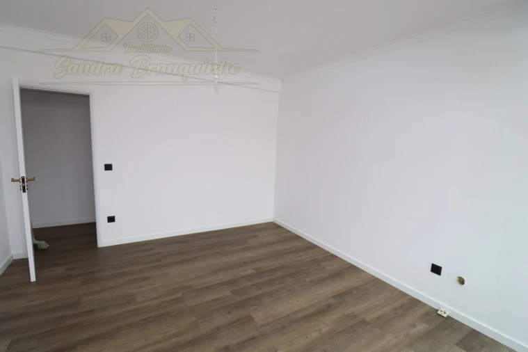 Apartamento T2 para Venda em Silveira Foto 20