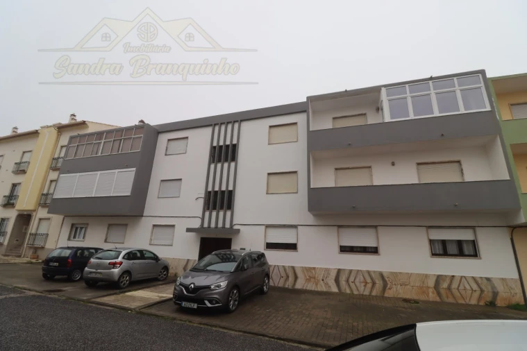 Apartamento T2 para Venda em Silveira Foto 40