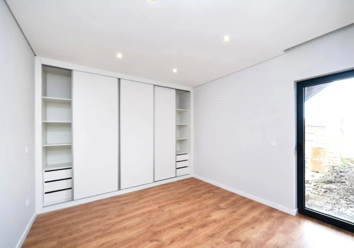 Apartamento T2 para Venda em Esgueira Foto 3