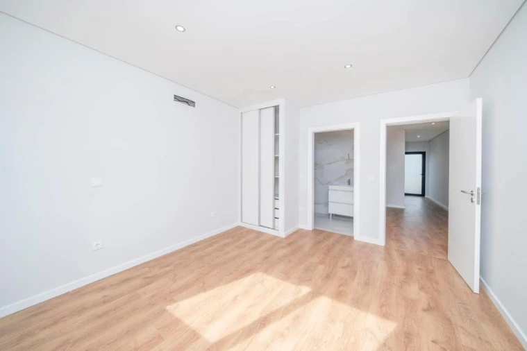 Apartamento T2 para Venda em Esgueira Foto 5