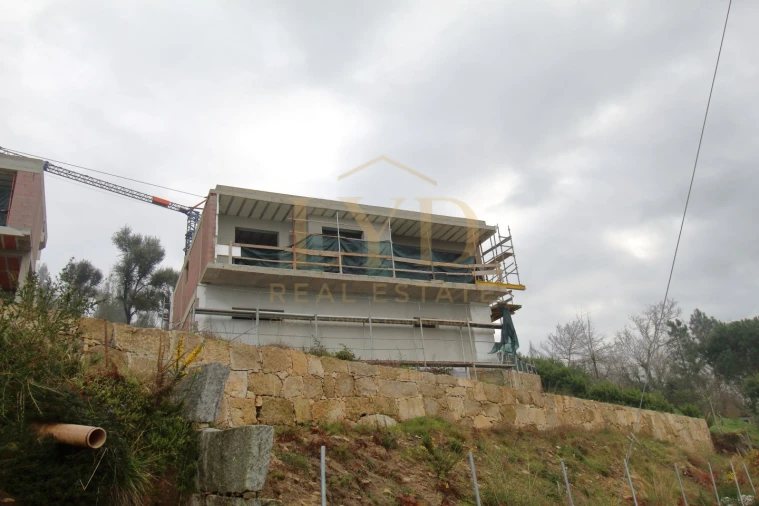 Moradia T3 para Venda em Vila Boa do Bispo Foto 15