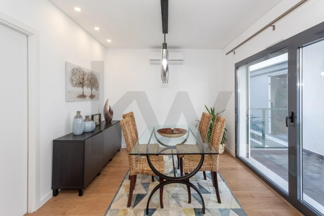 Moradia T3 para Venda em Santa Iria de Azoia, São João da Talha e Bobadela Foto 8