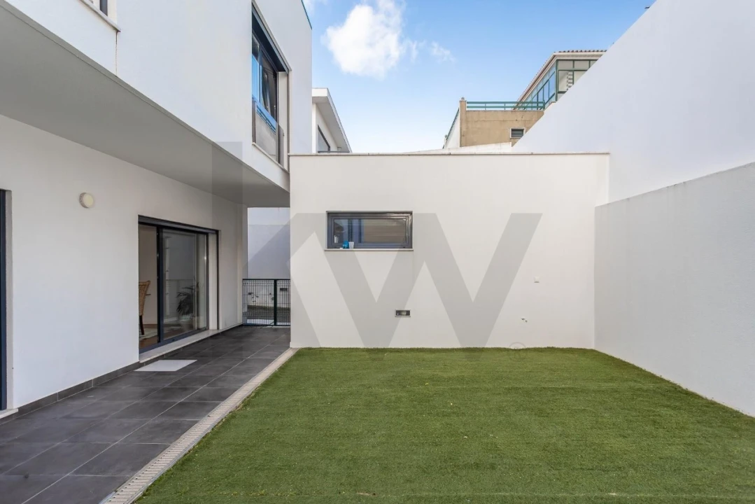 Moradia T3 para Venda em Santa Iria de Azoia, São João da Talha e Bobadela Foto 23