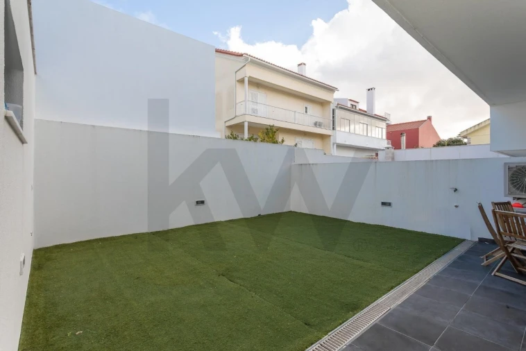 Moradia T3 para Venda em Santa Iria de Azoia, São João da Talha e Bobadela Foto 21