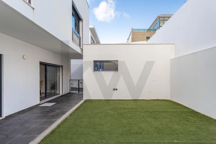 Moradia T3 para Venda em Santa Iria de Azoia, São João da Talha e Bobadela Foto 23