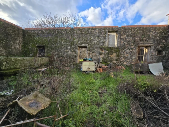 Quinta T4 para Venda em Aranhas Foto 47