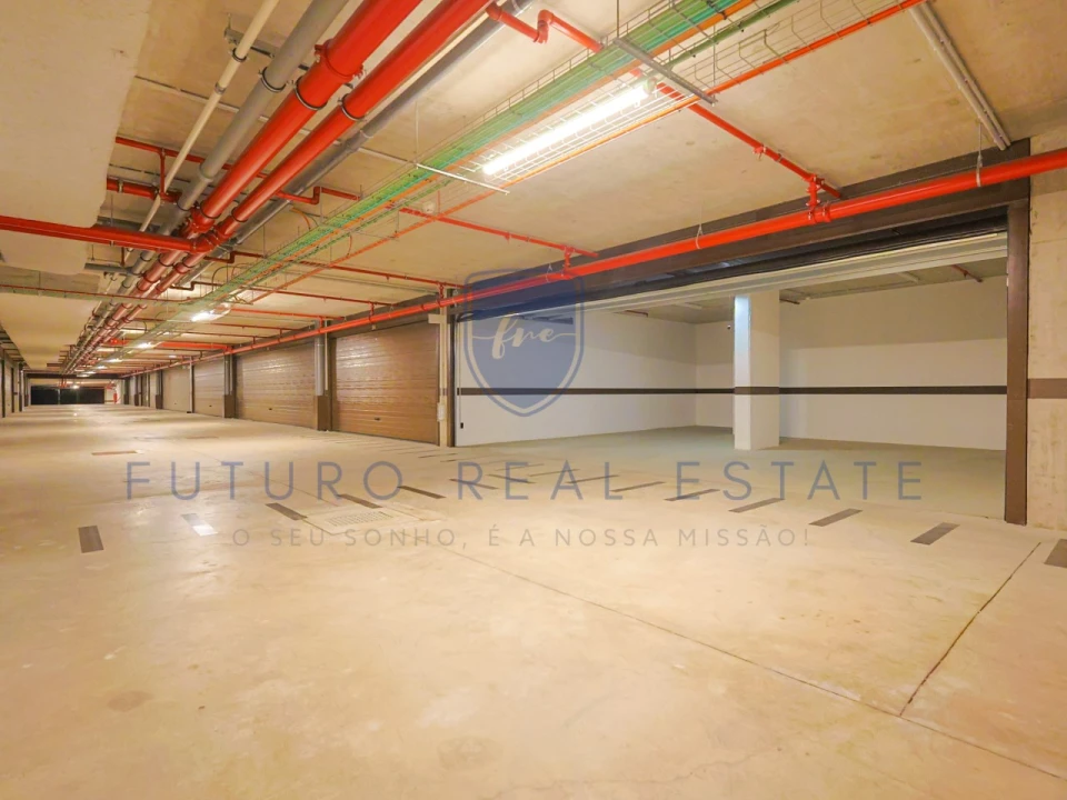 Apartamento T2 para Venda em São Martinho Foto 65