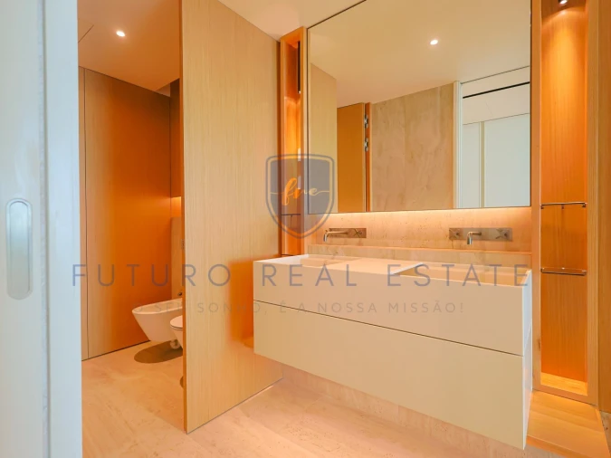 Apartamento T2 para Venda em São Martinho Foto 21