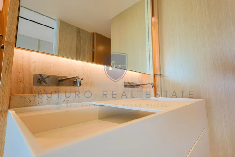 Apartamento T2 para Venda em São Martinho Foto 26