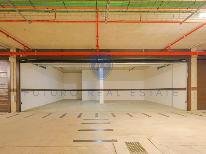 Apartamento T2 para Venda em São Martinho Foto 64