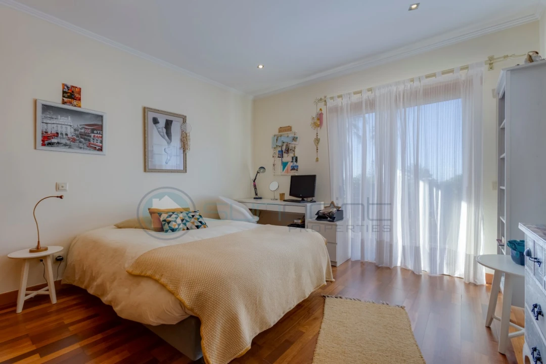 Moradia T3 para Venda em Luz Foto 22