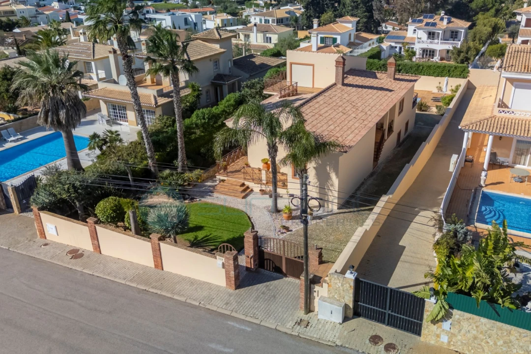 Moradia T3 para Venda em Luz Foto 35