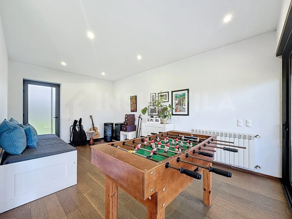 Moradia T4 para Venda em Cardielos e Serreleis Foto 16