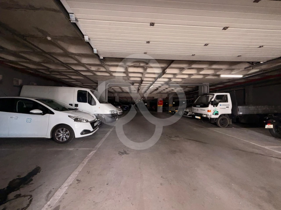 Escritório para Venda em Massamá e Monte Abraão Foto 25