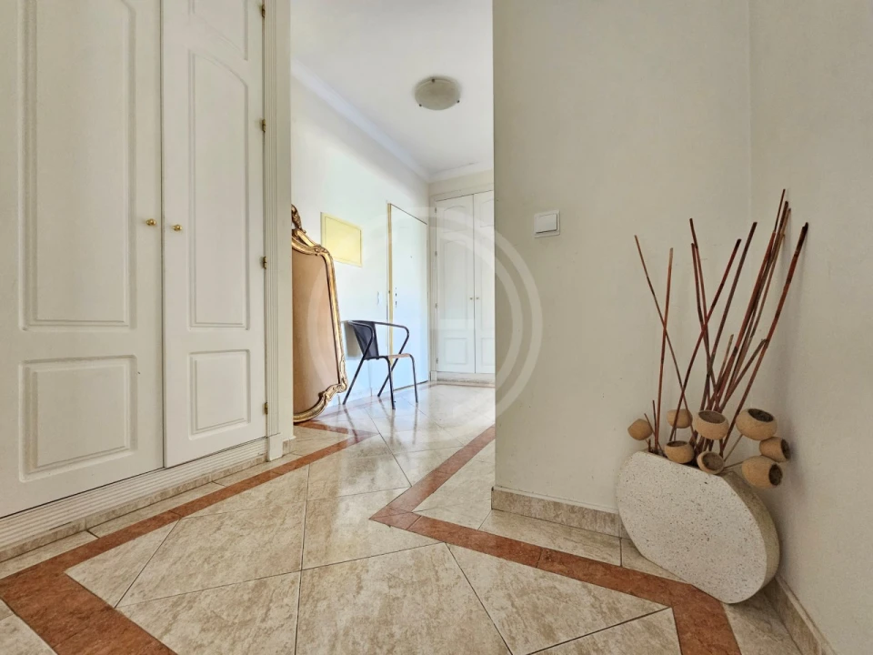 Apartamento T2 para Venda em Quarteira Foto 14