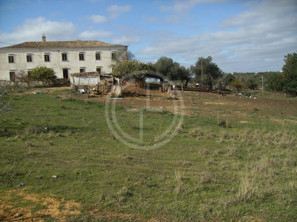 Moradia T5 para Venda em Albufeira e Olhos de Água Foto 9
