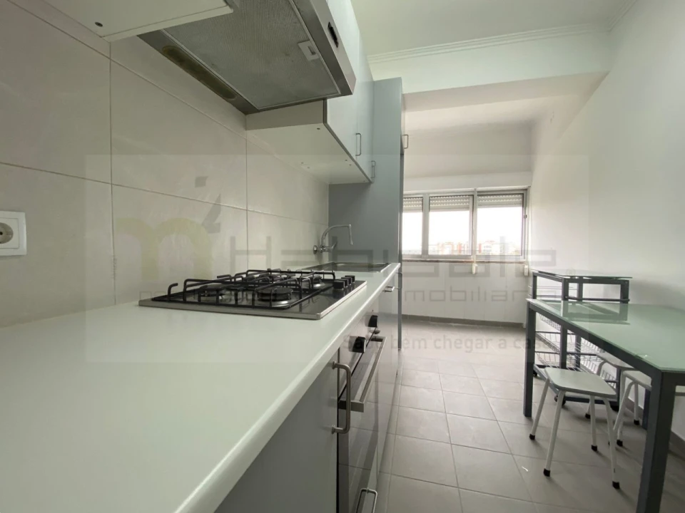 Apartamento T2 para Venda em Mina de Água Foto 7