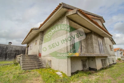 Terreno para Venda em Requeixo, Nossa Senhora de Fátima e Nariz