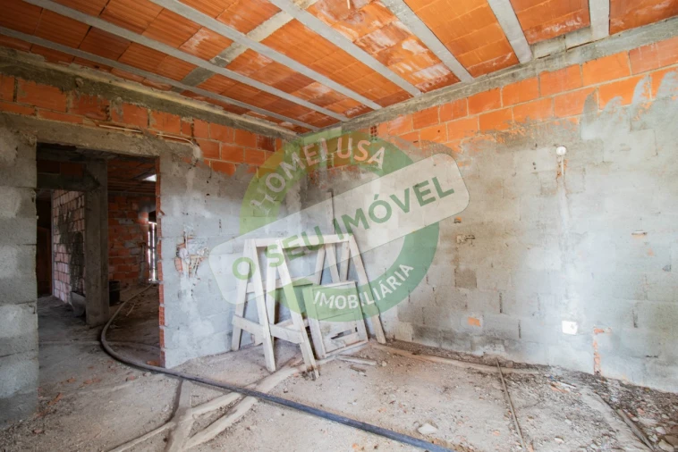 Terreno para Venda em Requeixo, Nossa Senhora de Fátima e Nariz Foto 19