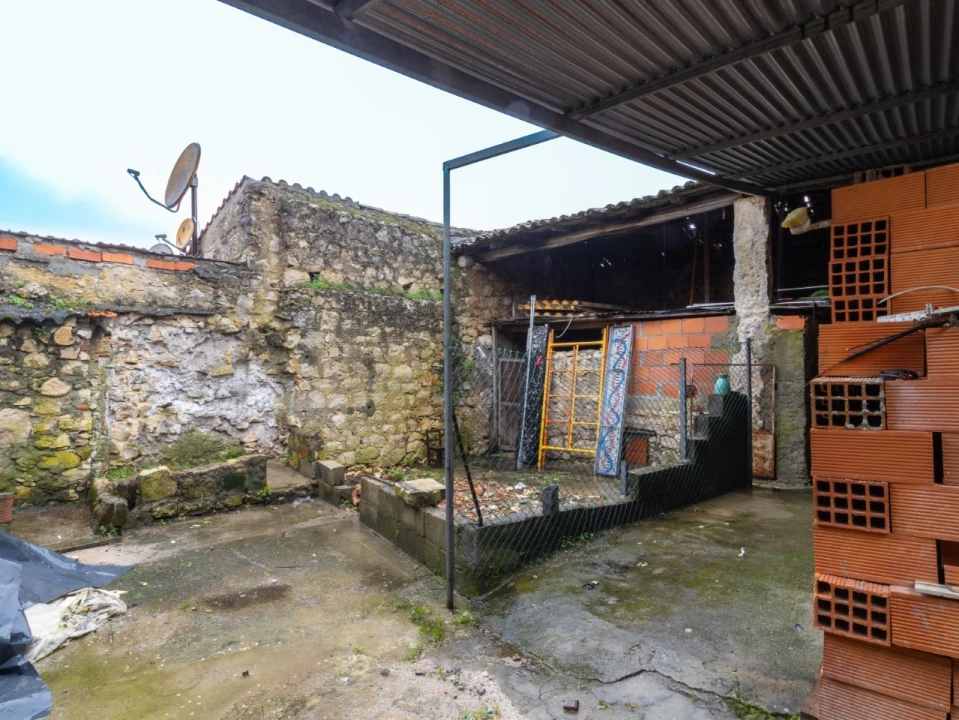 Moradia T2 para Venda em Portunhos e Outil Foto 9