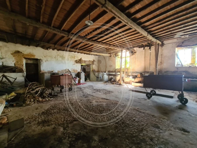 Moradia T18 para Venda em Areias e Pias Foto 68