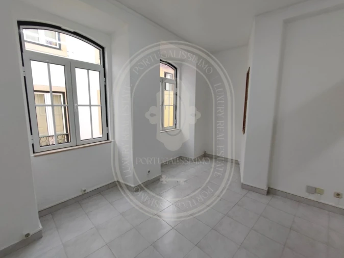 Escritório para Arrendamento em São João Baptista e Santa Maria dos Olivais Foto 1