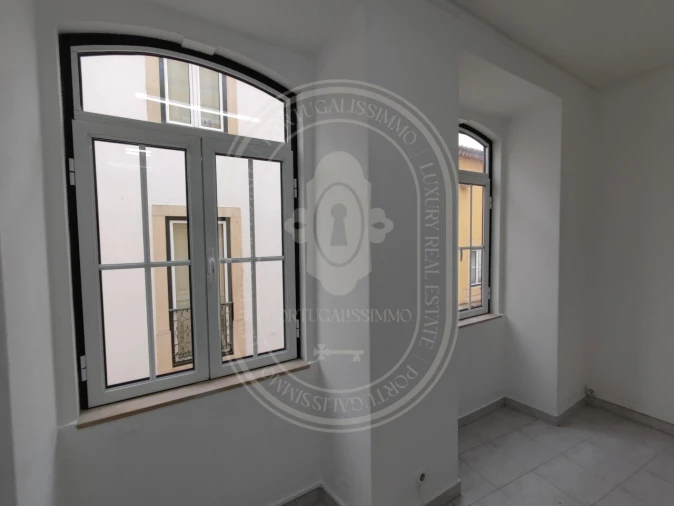 Escritório para Arrendamento em São João Baptista e Santa Maria dos Olivais Foto 11