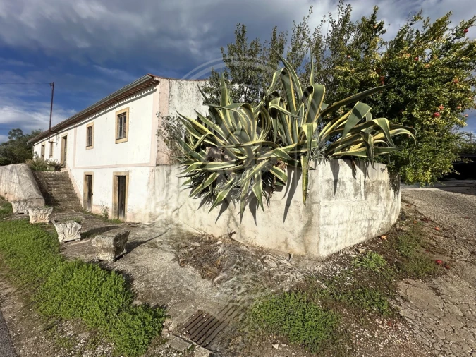 Moradia T3 para Venda em Areias e Pias Foto 2