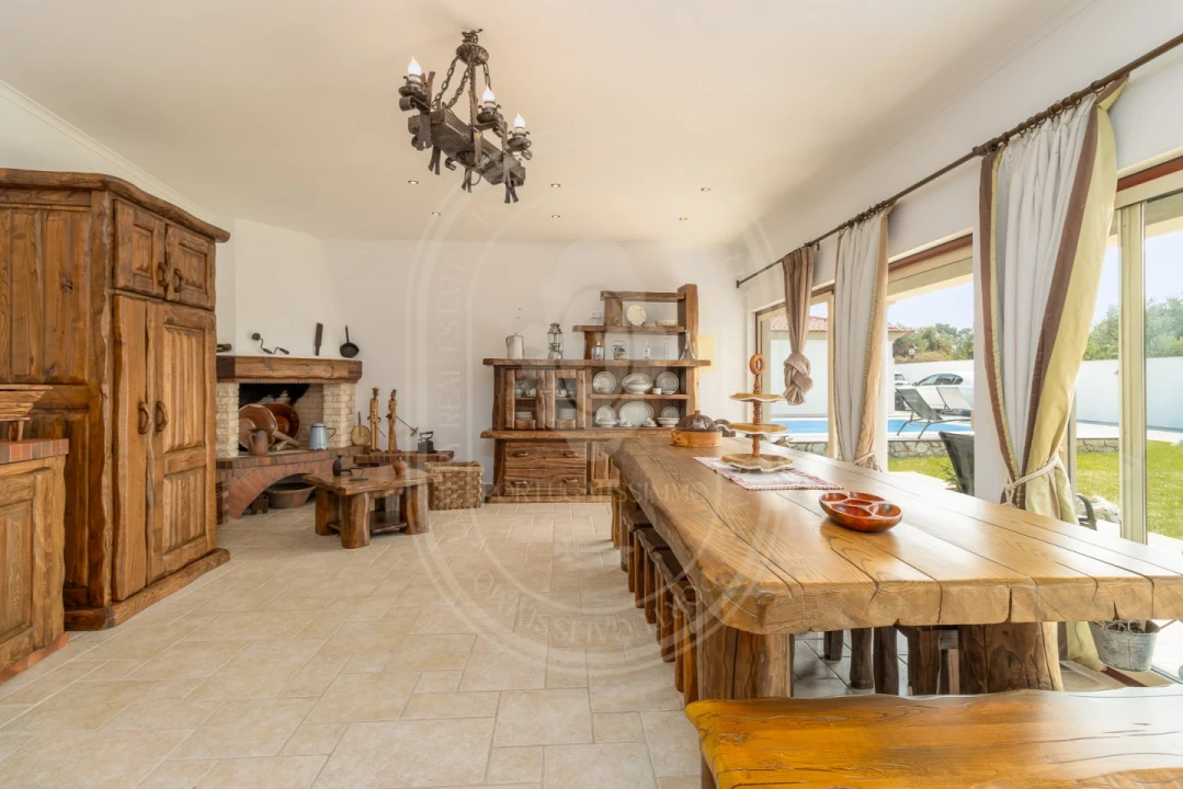 Moradia T4 para Venda em Asseiceira Foto 44