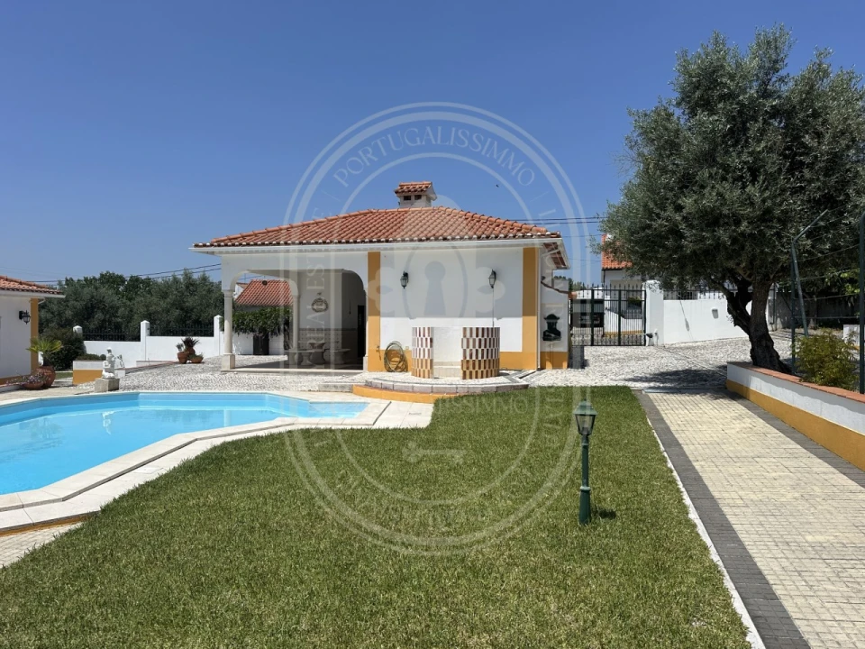 Moradia T3 para Venda em São Pedro de Tomar Foto 44