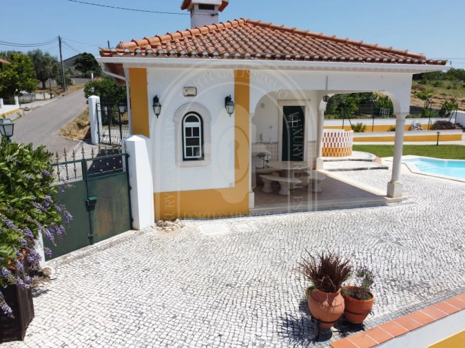 Moradia T3 para Venda em São Pedro de Tomar Foto 40