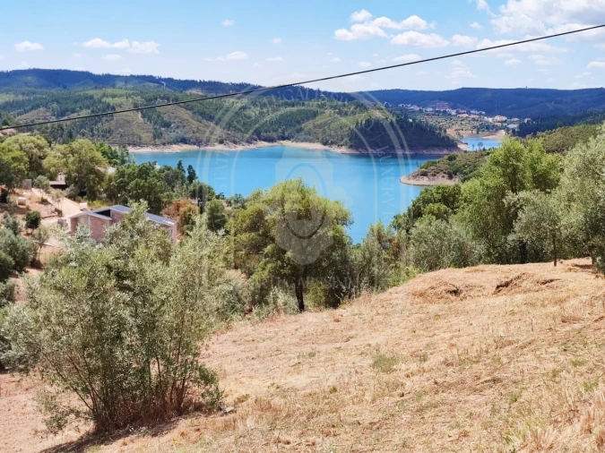 Terreno para Venda em Serra e Junceira Foto 26