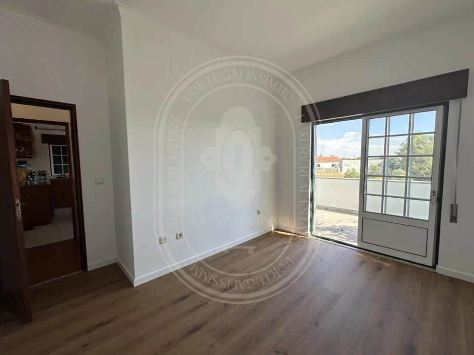 Moradia T4 para Venda em Madalena e Beselga Foto 4