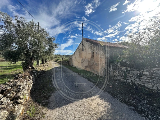 Moradia T2 para Venda em Chãos Foto 2