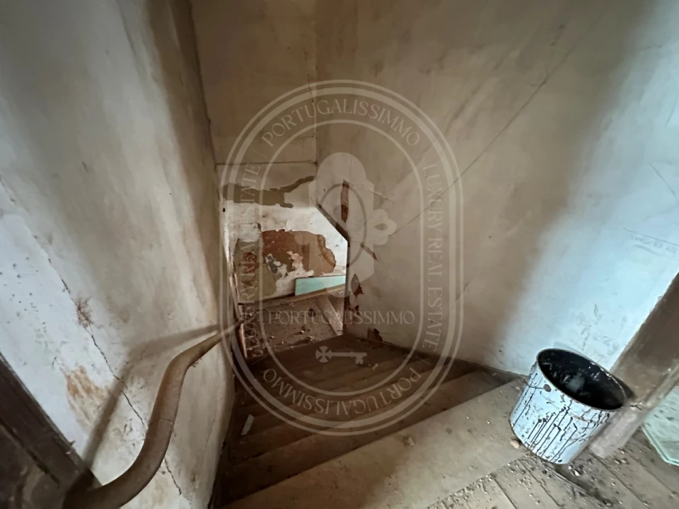 Prédio para Venda em São João Baptista e Santa Maria dos Olivais Foto 19