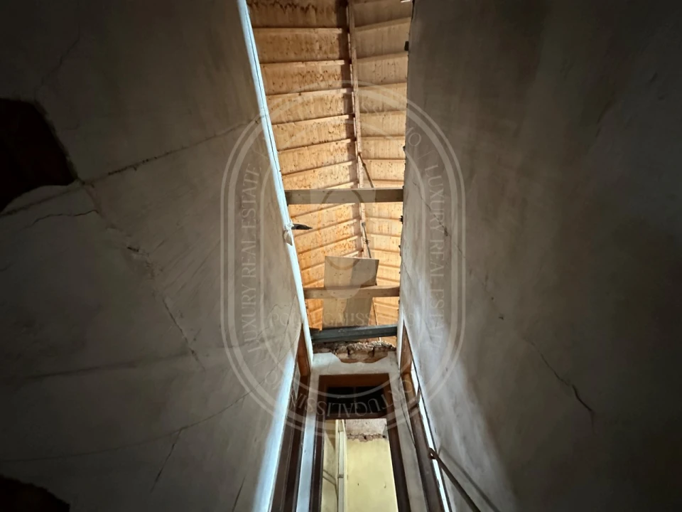 Prédio para Venda em São João Baptista e Santa Maria dos Olivais Foto 40